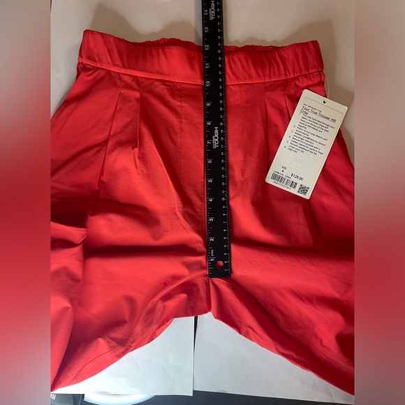 Lululemon Trouser Pants NWT 4 Lululemon $128